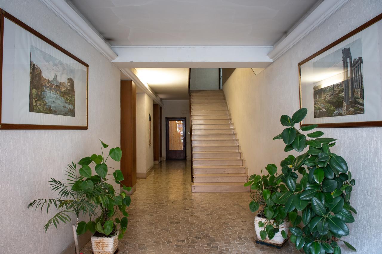 House Bonifacio Apartment Roma Ngoại thất bức ảnh