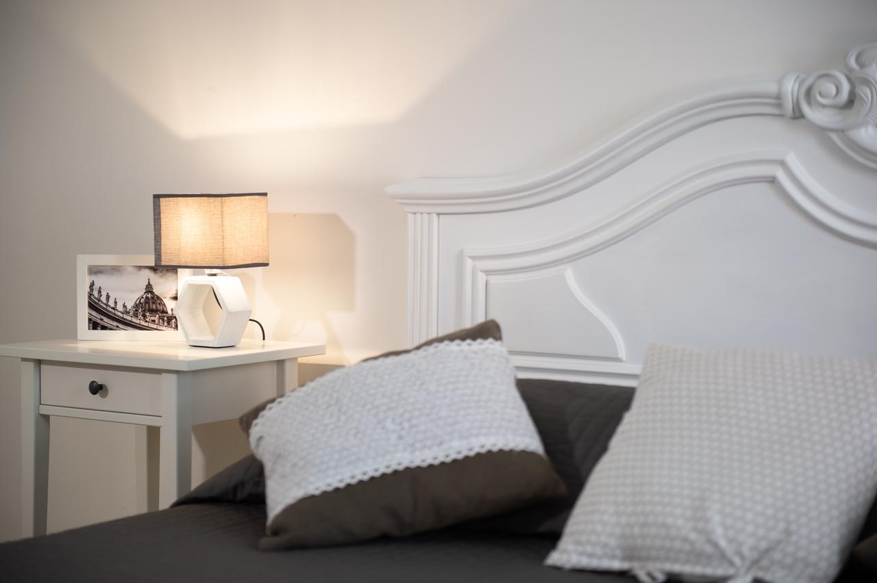 House Bonifacio Apartment Roma Ngoại thất bức ảnh